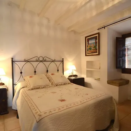 Les Placetes Holiday home *